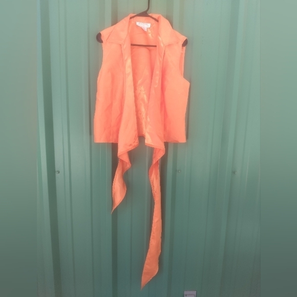 Women's Orange Vest Blouse Top Size Large - Picture 2 of 3